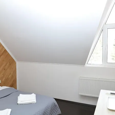 Hotel Lastivka Yablunytsya